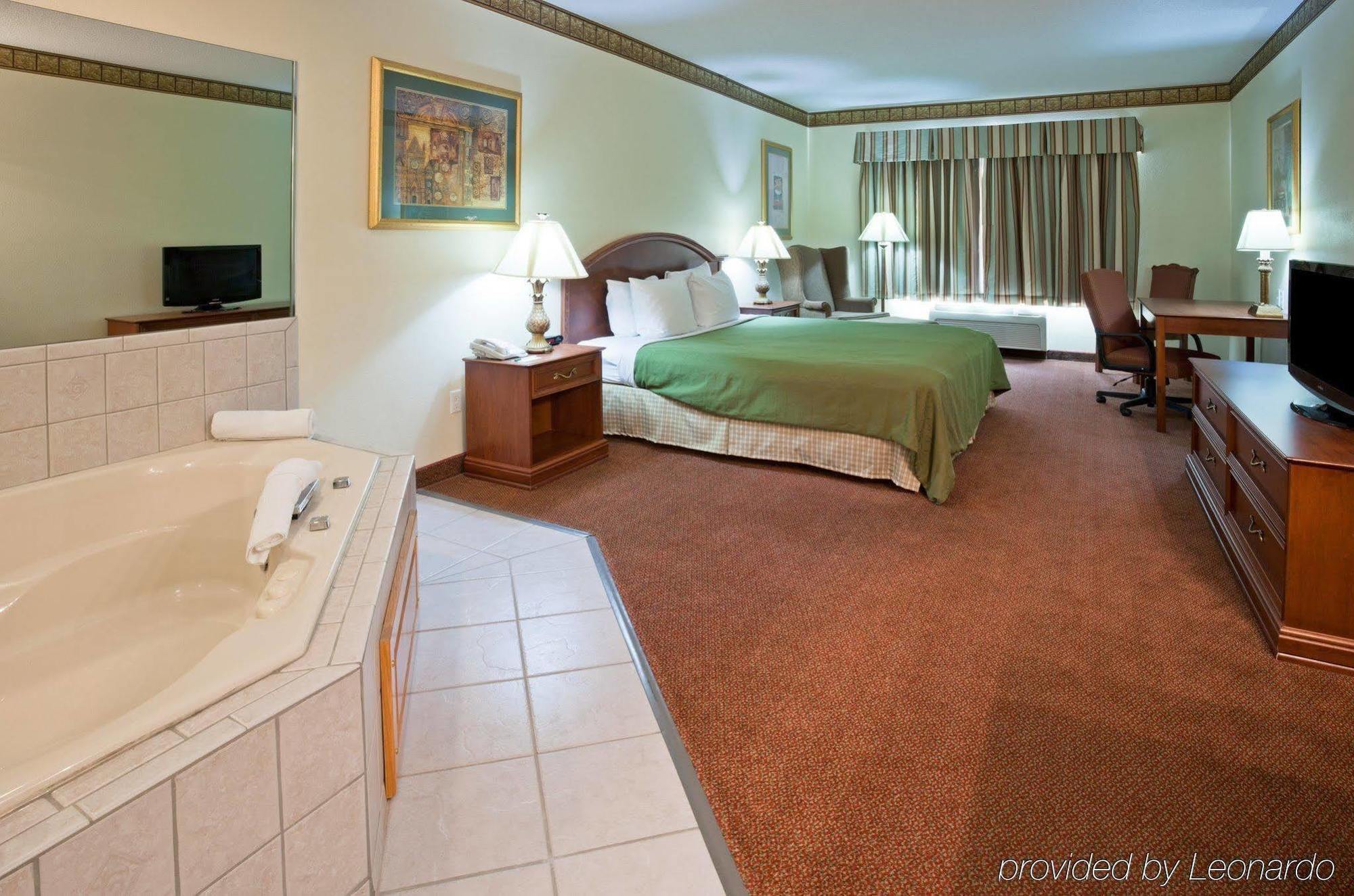 Country Inn & Suites By Radisson, Coralville, Ia Exterior photo